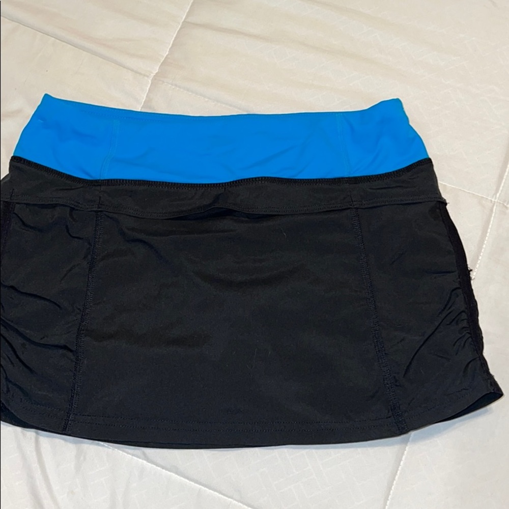 Lulu lemon skort